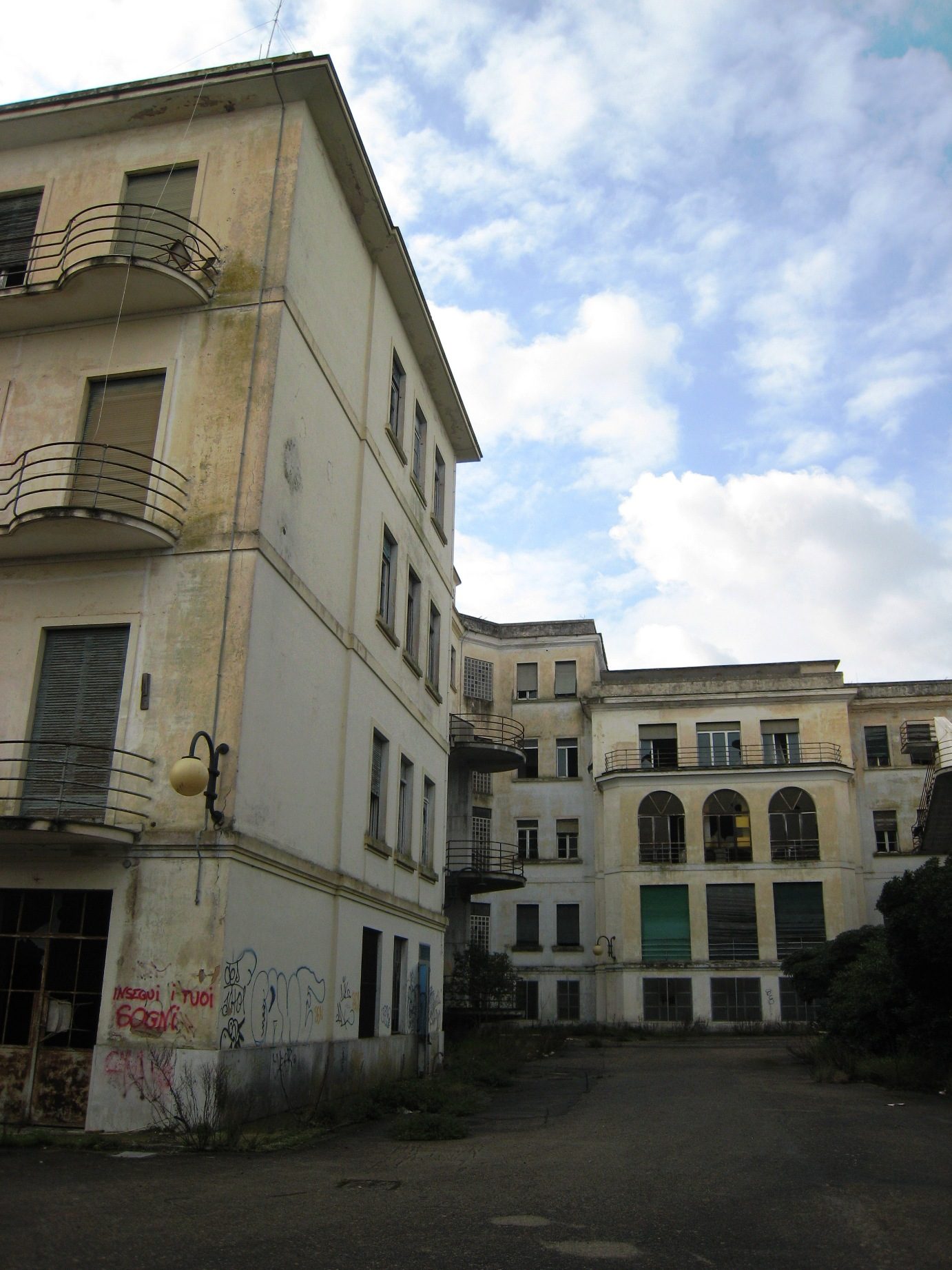 Ospedale Psichiatrico di Lecce (7).jpg